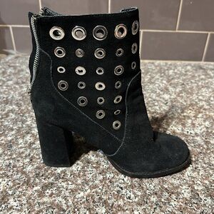 Chinese Laundry Black Suede Heel Boots